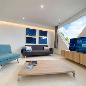 https://feel-tenerife-suites-adults-only.tenerifehoteles.net